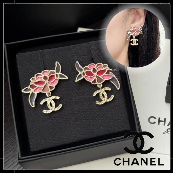 【揺れるロゴ☆華やか】CHANEL ピアス