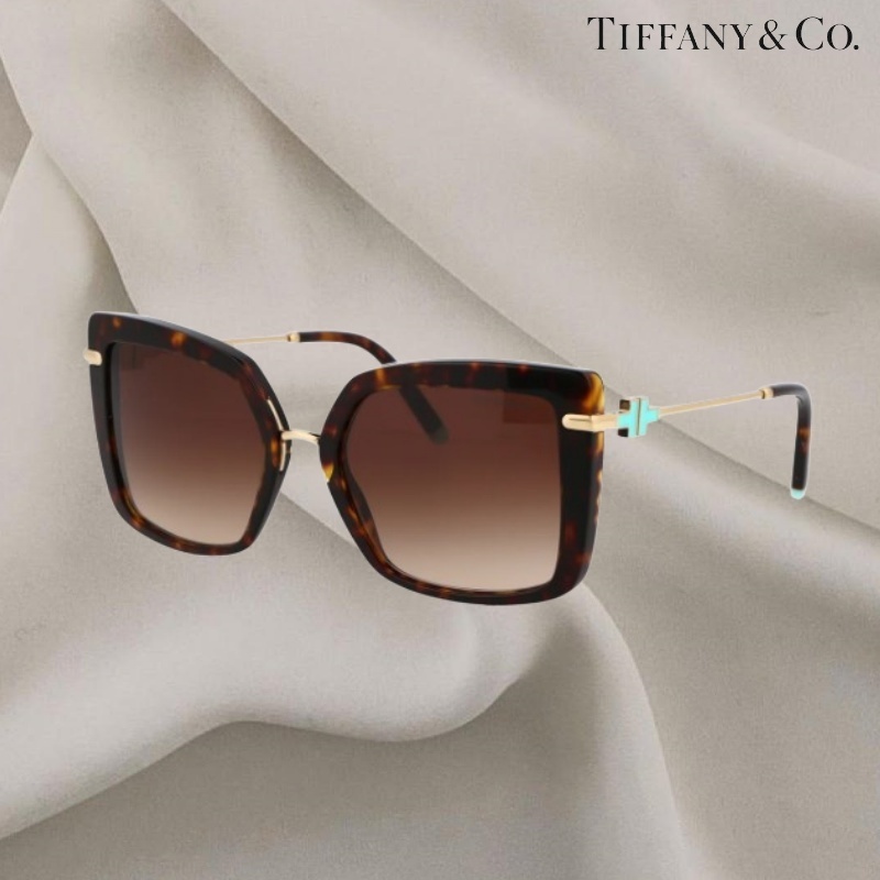 （送料込）Tiffany & Co. スクエアフレームサングラス