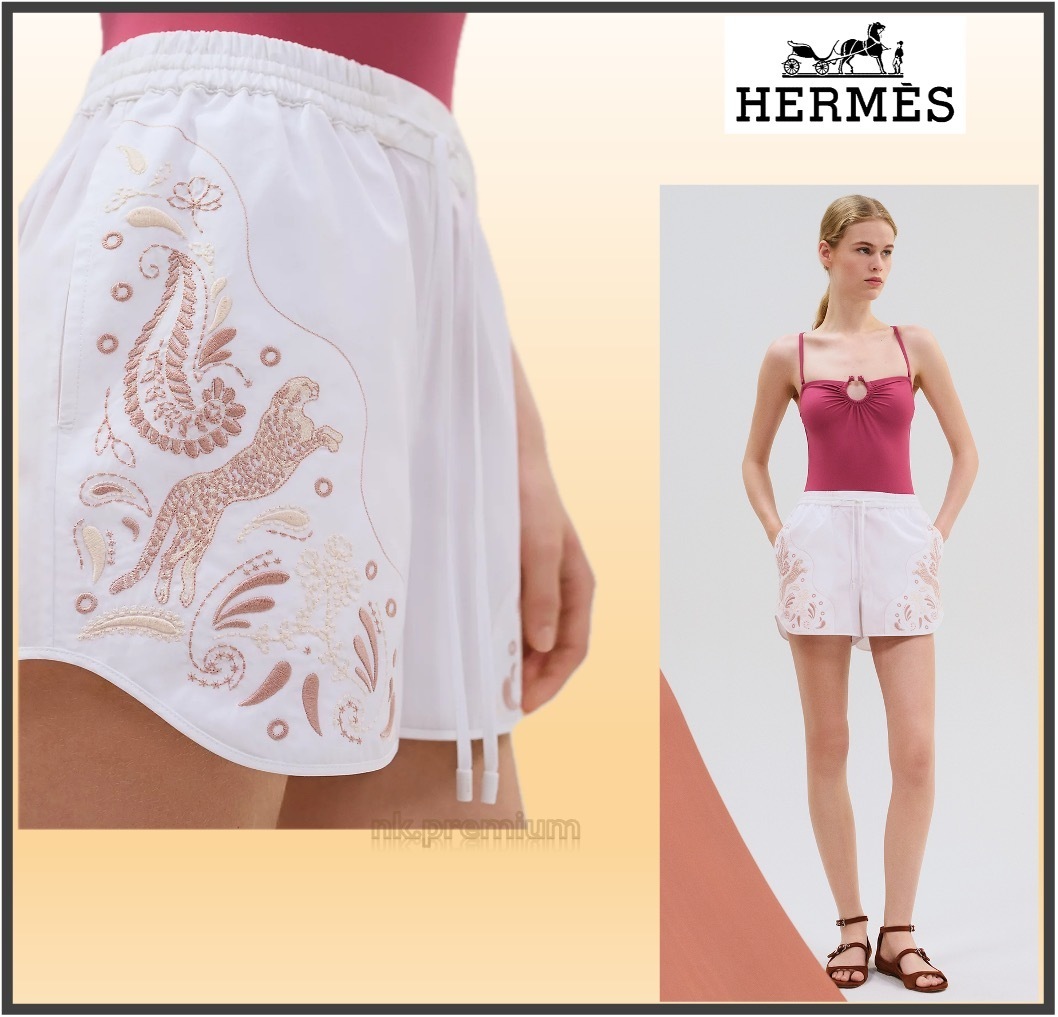 【今年の夏を特別に】HERMES 刺繍入りビーチショーツ