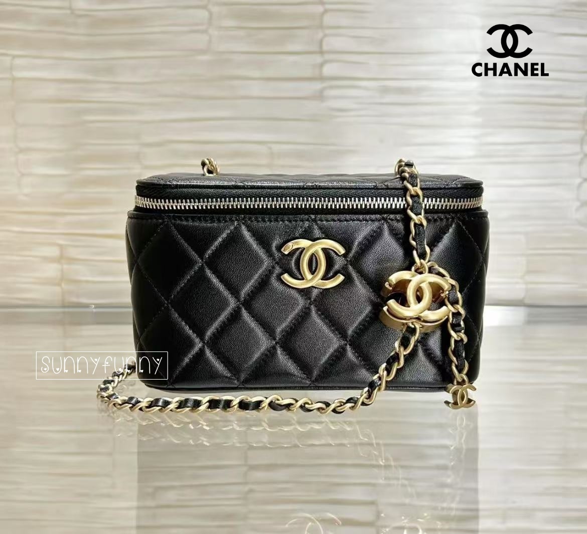 《25B★》CHANEL ヴァニティバッグ チェーンの長さ調整可能