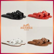 *夏の足元に永遠の美を*【HERMES】オラン サンダル新作