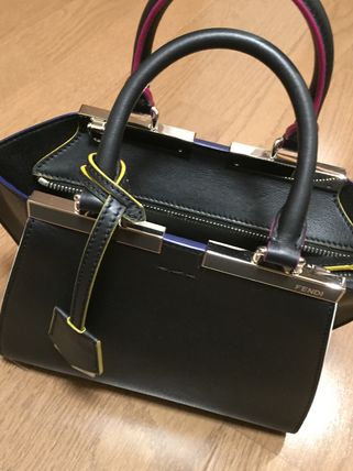 FENDI 3JOURSの口コミ・レビュー|サイズ感や使用感をチェック【BUYMA】