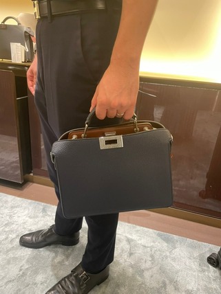 口コミ・レビュー｜23FW【FENDI】ピーカブー ISeeU エックス