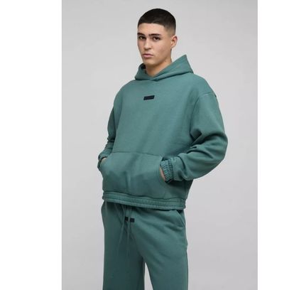 【boohoo】トラックスーツ スウェットフーディ&パンツ セット boohoo】フード付きトレーナー&パンツ セット トラックスーツ