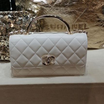 CHANEL☆クラッチウィズチェーンウィズトップハンドル 新作CHANEL☆直営 シャネルチェーンウォレット トップハンドル