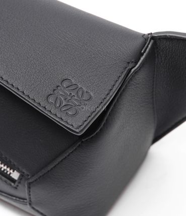 LOEWE ショルダーバッグ LOEWE｜ (Mini Puzzle bumbag in classic calfskin (B510EB1(6)