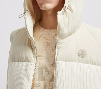 MONCLER 2024/25秋冬新作メンズ フード付きダウンベスト BENTU MONCLER 2024/25秋冬新作メンズ フード付きダウンベスト BENTU