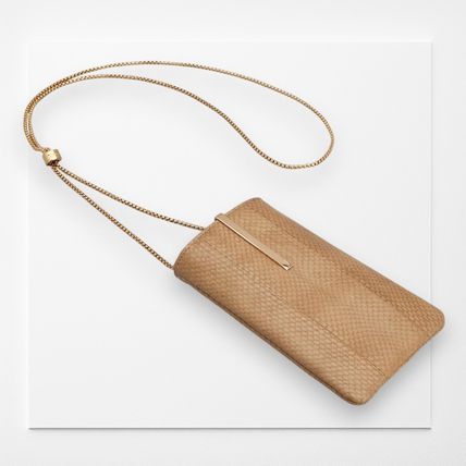 【NEW】TOD'S レザースマートフォンホルダーミディアムベージュ 国内直営**TOD'S**レザー スマートフォン ホルダー ミディアム