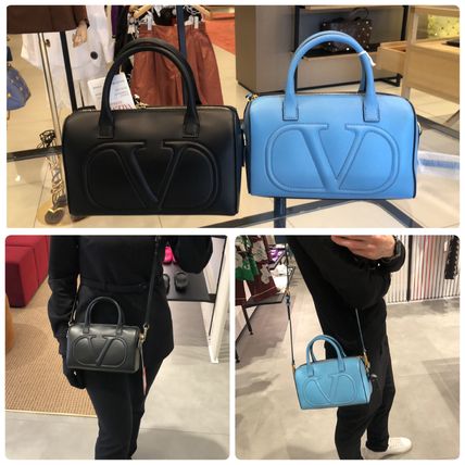 VALENTINO ★ Vロゴ・トップハンドル ショルダーバッグ VALENTINO ☆ Vロゴ・トップハンドル ショルダーバッグ
