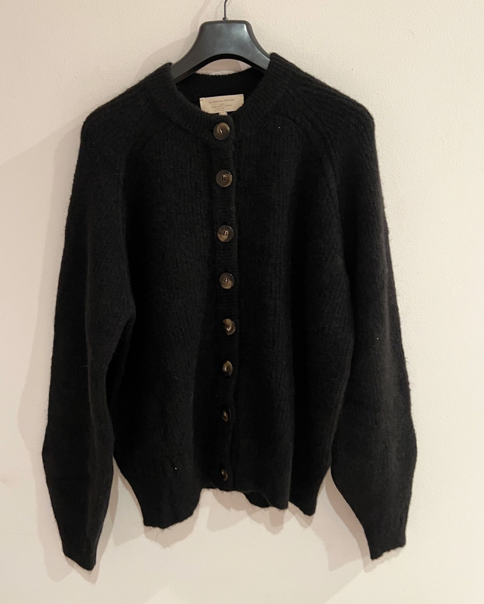 可愛すぎて複数買いしたい「SEZANE(セザンヌ)」の冬トップス