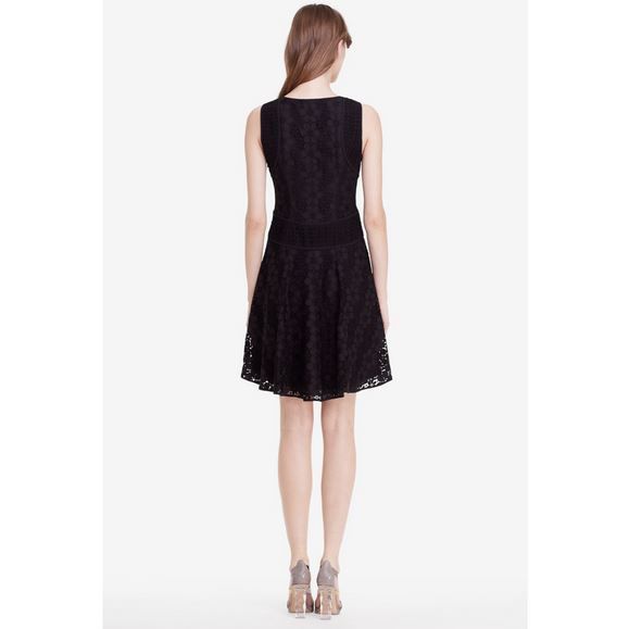 即発★ダイアンDVF★素敵Fiorenza Sleeveless Lace A-Lineワンピ 即発☆ダイアンDVF☆素敵Fiorenza Sleeveless Lace A-Lineワンピ