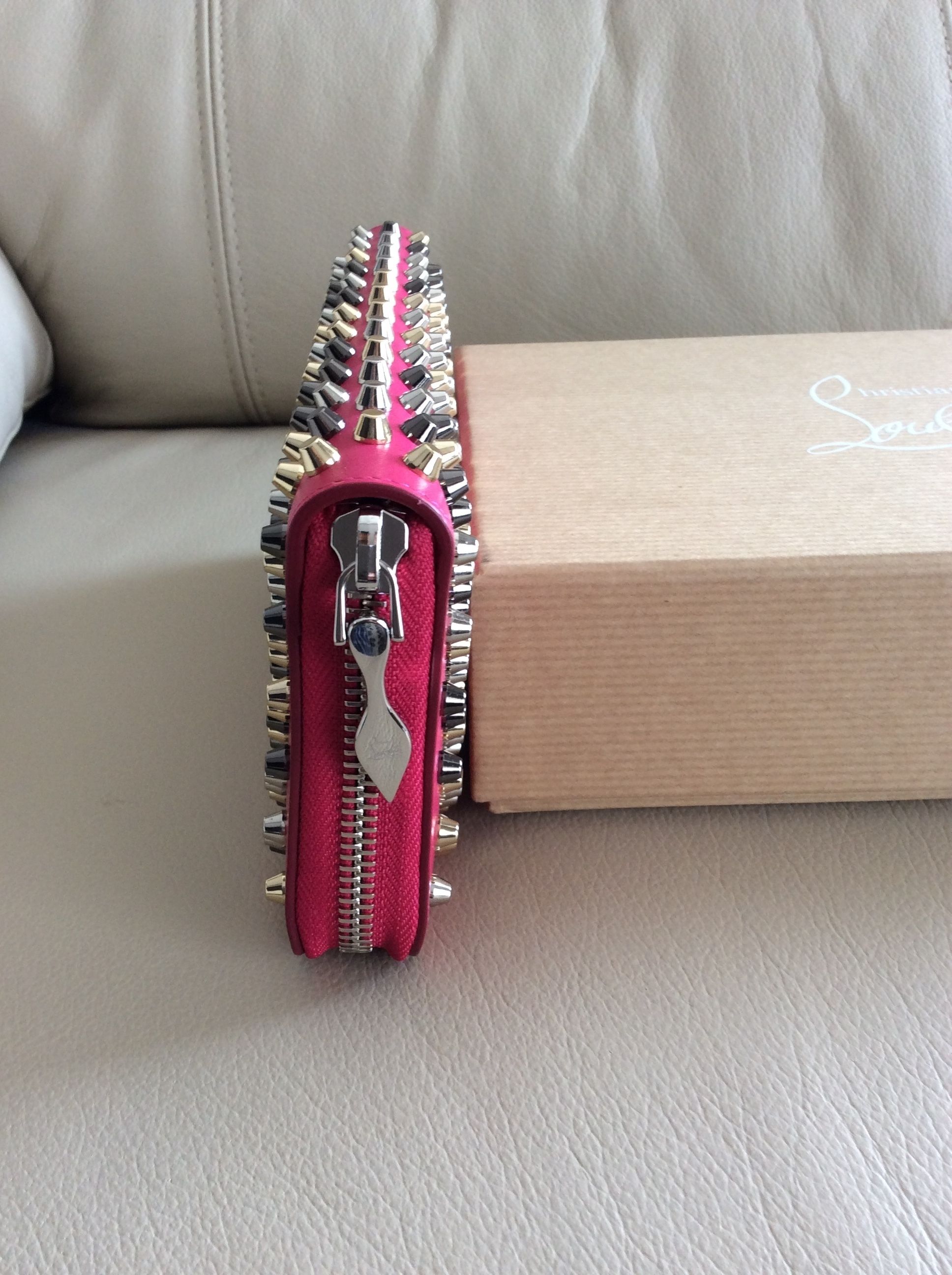 △2017SS新作△ CHRISTIAN LOUBOUTIN Panettone spiked 長財布 ...