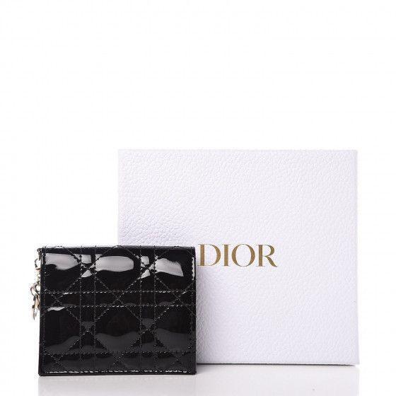 Christian Dior(クリスチャンディオール)☆二つ折り 財布 人気♪ (Dior