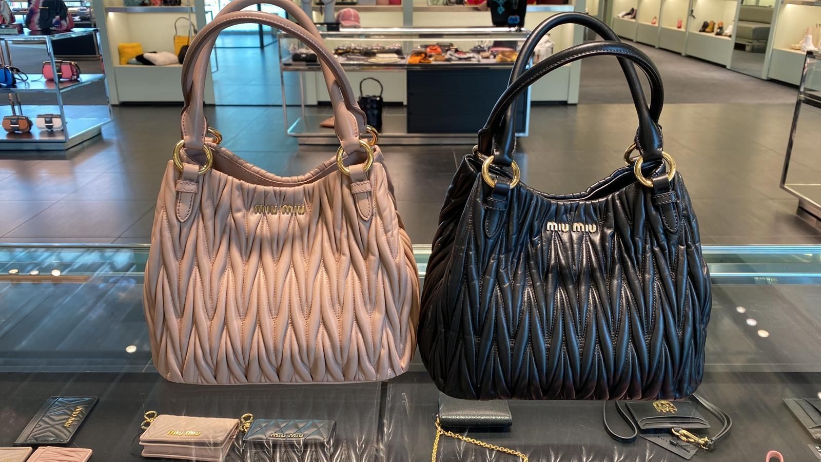 ミュウミュウ☆5BE886 マトラッセ 可愛いハンドバッグ 多色 (MiuMiu 激安モール MIUMIU バック ハンドバッグ