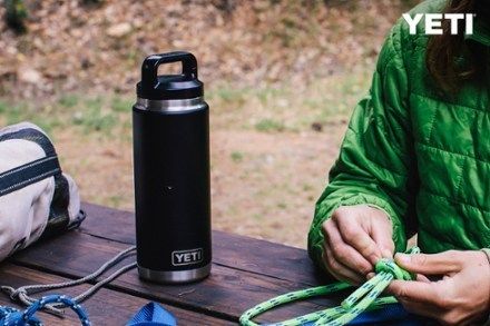 送料込】 YETI イエティ 新作タンブラー 全7色 26oz(737ml) (YETI