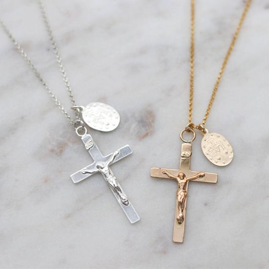 Amazon | HZMANカトリックJesus Christ on INRIクロス十字架