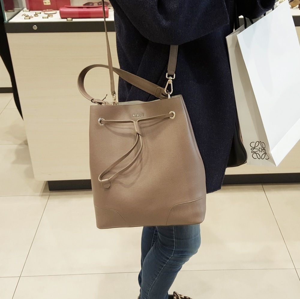 セール!】FURLA-フルラ*STACYショルダーバッグ☆ミディアム (FURLA セール!】FURLA-フルラ*STACYショルダーバッグ☆ミディアム (FURLA