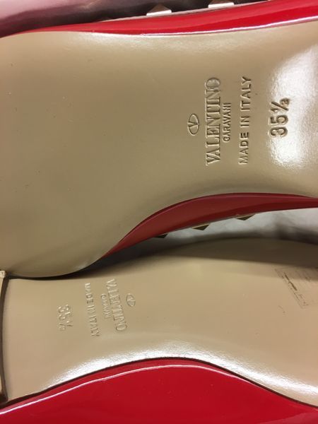 Valentino【入手困難】大人気 ロックスタッズ バレリーナ 訳あり
