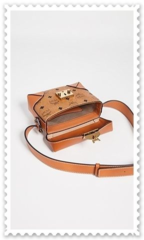 オススメ★MCM★Soft Berlin Visetos Belt Bag【関税送料込】