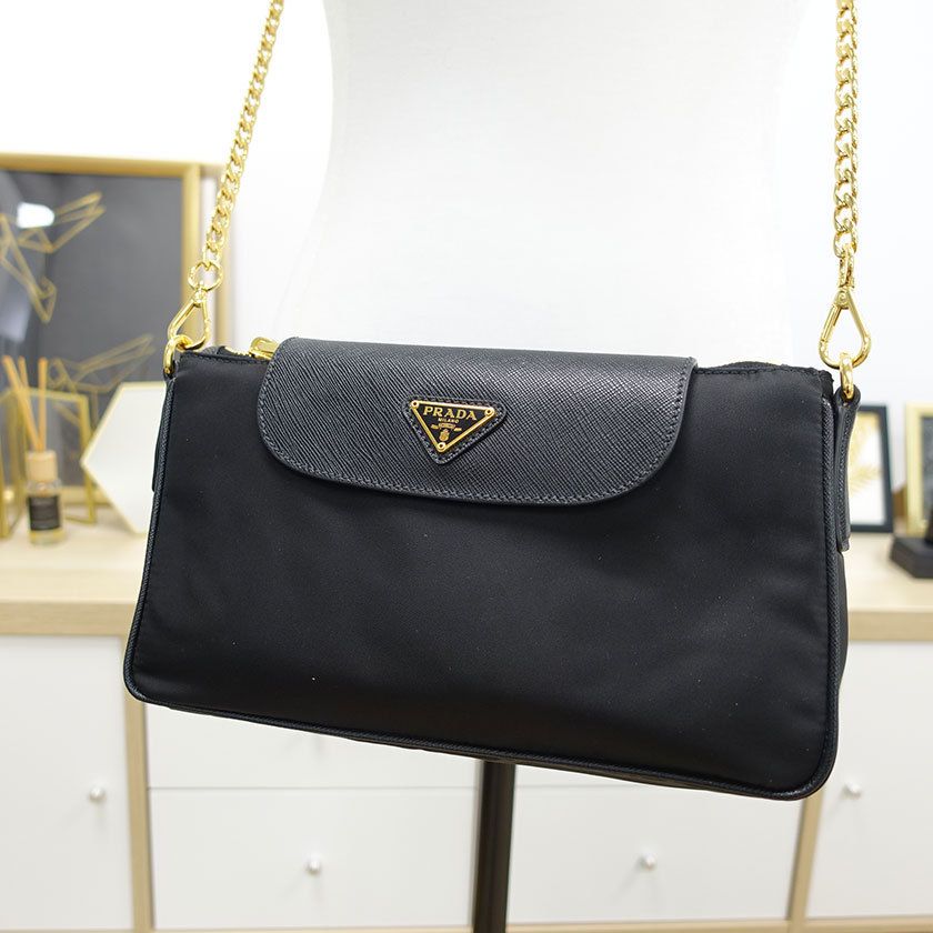 1点限り!VIP顧客セール☆累積売上総額第1位!┃PRADA☆1BH085 1点限り!VIP顧客セール☆累積売上総額第1位!┃PRADA☆1BH085