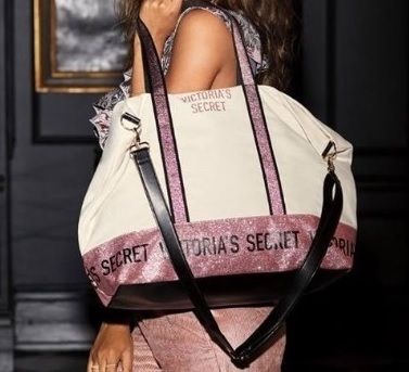 ☆Victoria's Secret☆ ロゴ入り キラキラ ピンク トートバッグ