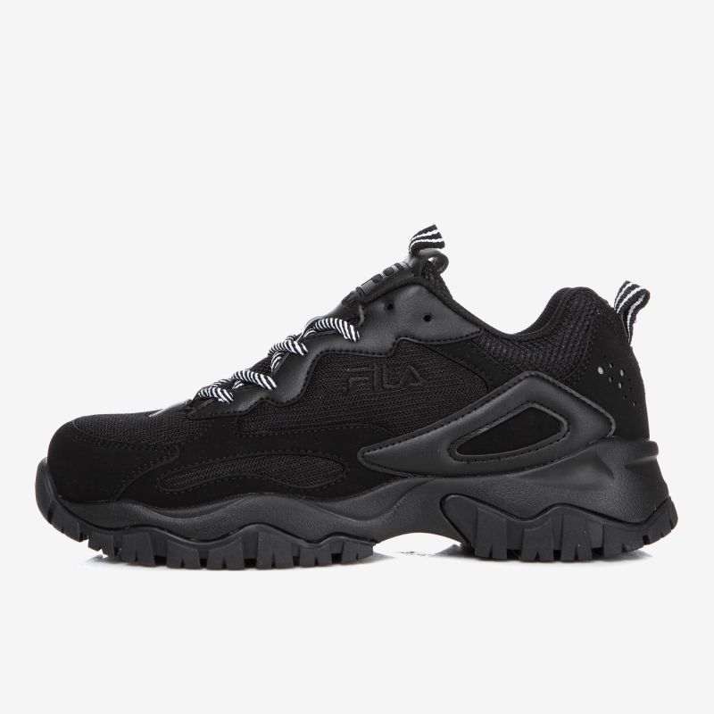 人気☆新作!FILA(フィラ)TRACER ☆3色 FS1SIB1004X (FILA/スニーカー 人気☆新作!FILA(フィラ)TRACER ☆3色 FS1SIB1004X (FILA/スニーカー