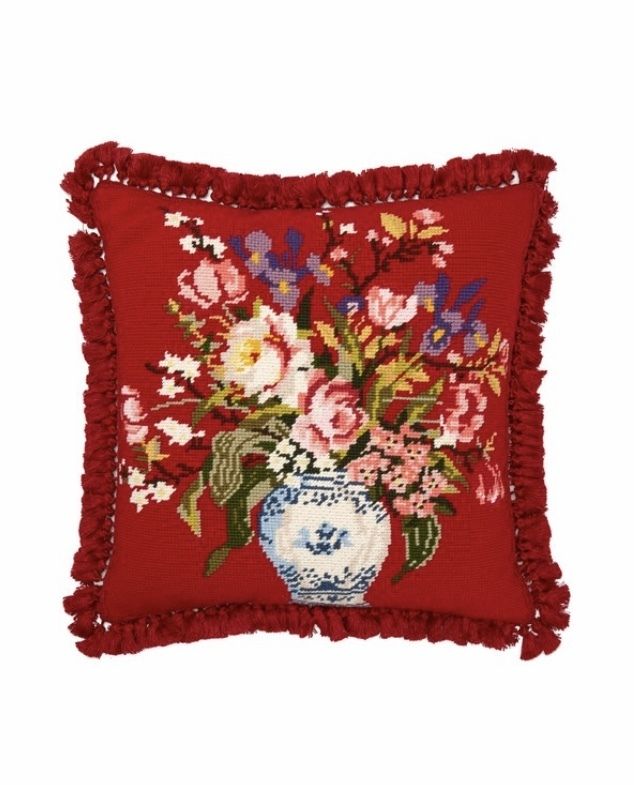 ☆GUCCI DECOR☆NEW♪関税込♪刺繍 ベルベット クッション (GUCCI ...