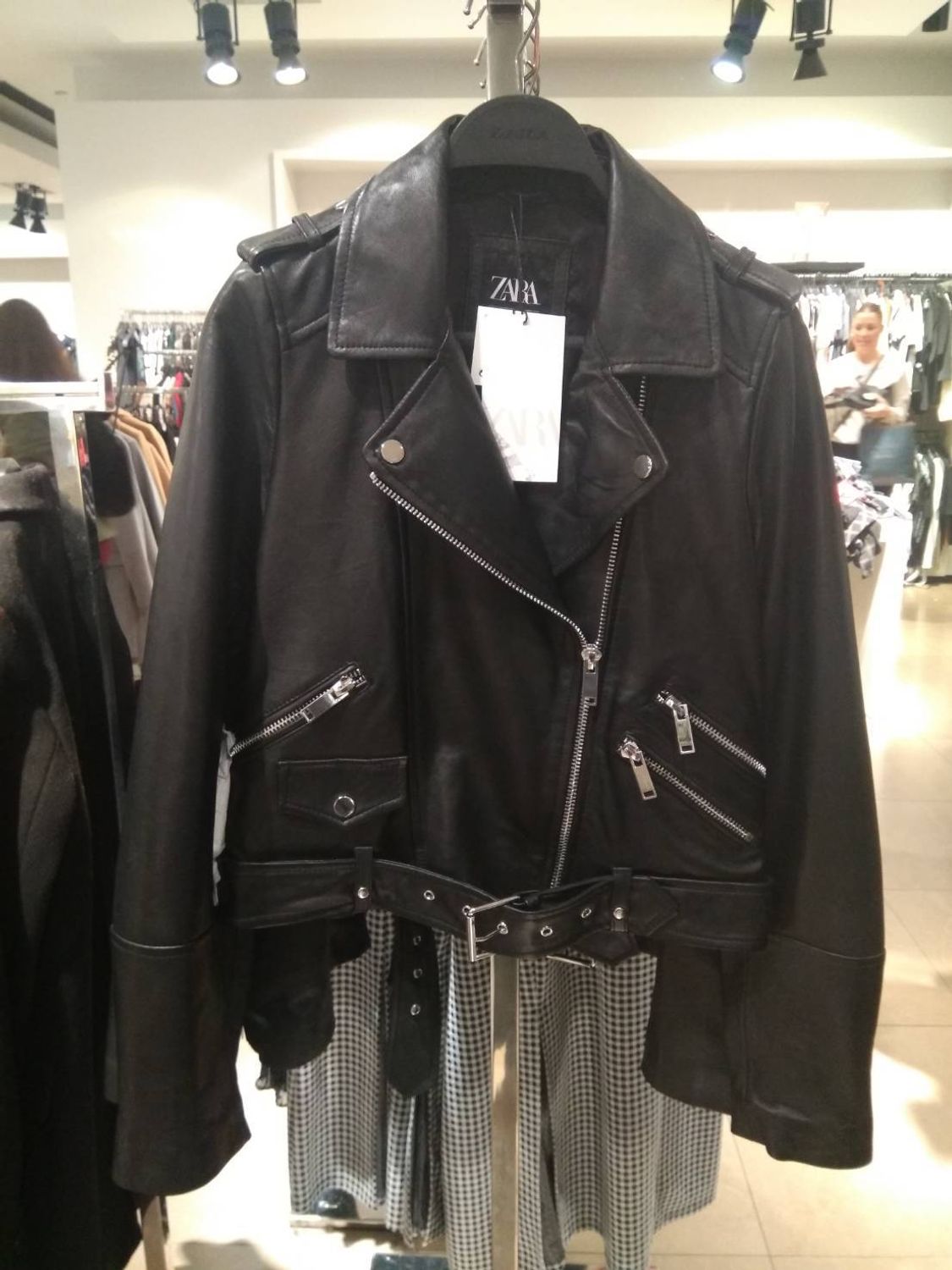 Zaraザラ本革レザーバイカーライダースジャケットブルゾン Zara レザージャケット コート Buyma