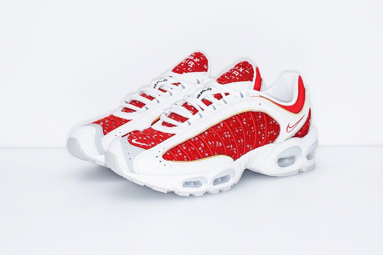 Supreme Nike Air Max Tailwind 4 ブラック ホワイト 25〜30cm Supreme Nike Air Max Tailwind 4 ブラック ホワイト 25〜30cm