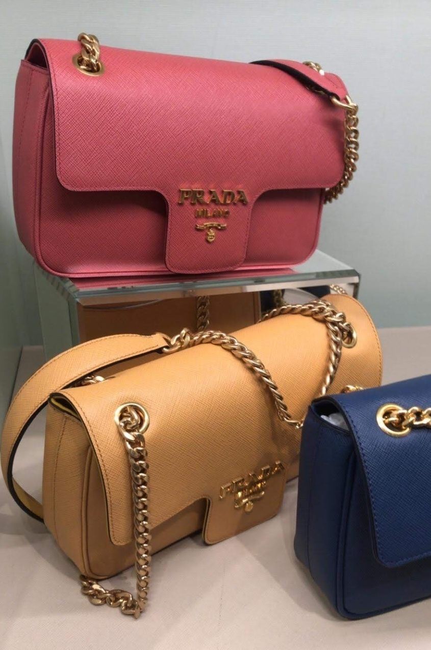 PRADA☆セール!サフィアーノチェーンショルダーバック 1BD193 (PRADA