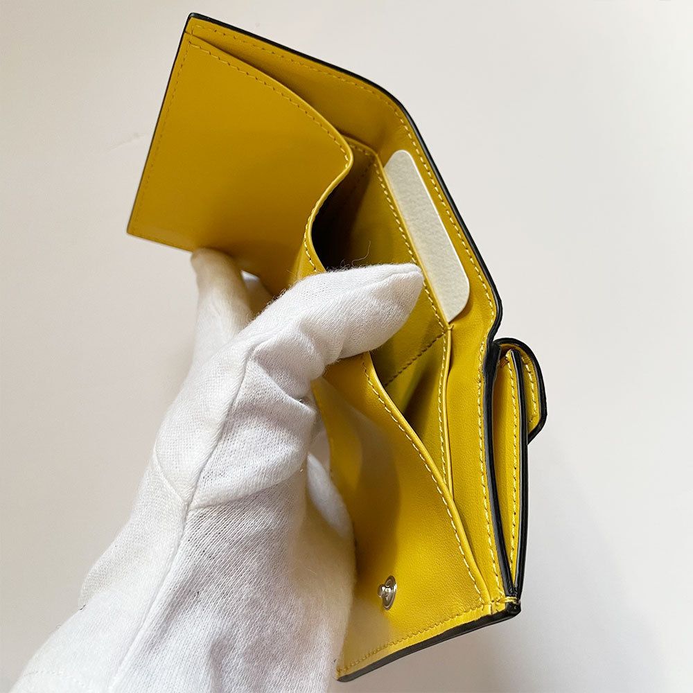 国内発☆Fendi エフ イズ フェンディ/マイクロ 三つ折り財布 (FENDI 国内発☆Fendi エフ イズ フェンディ/マイクロ 三つ折り財布 (FENDI