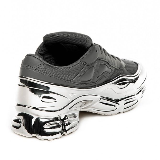 完売必至♪adidas×Raf Simons♪\