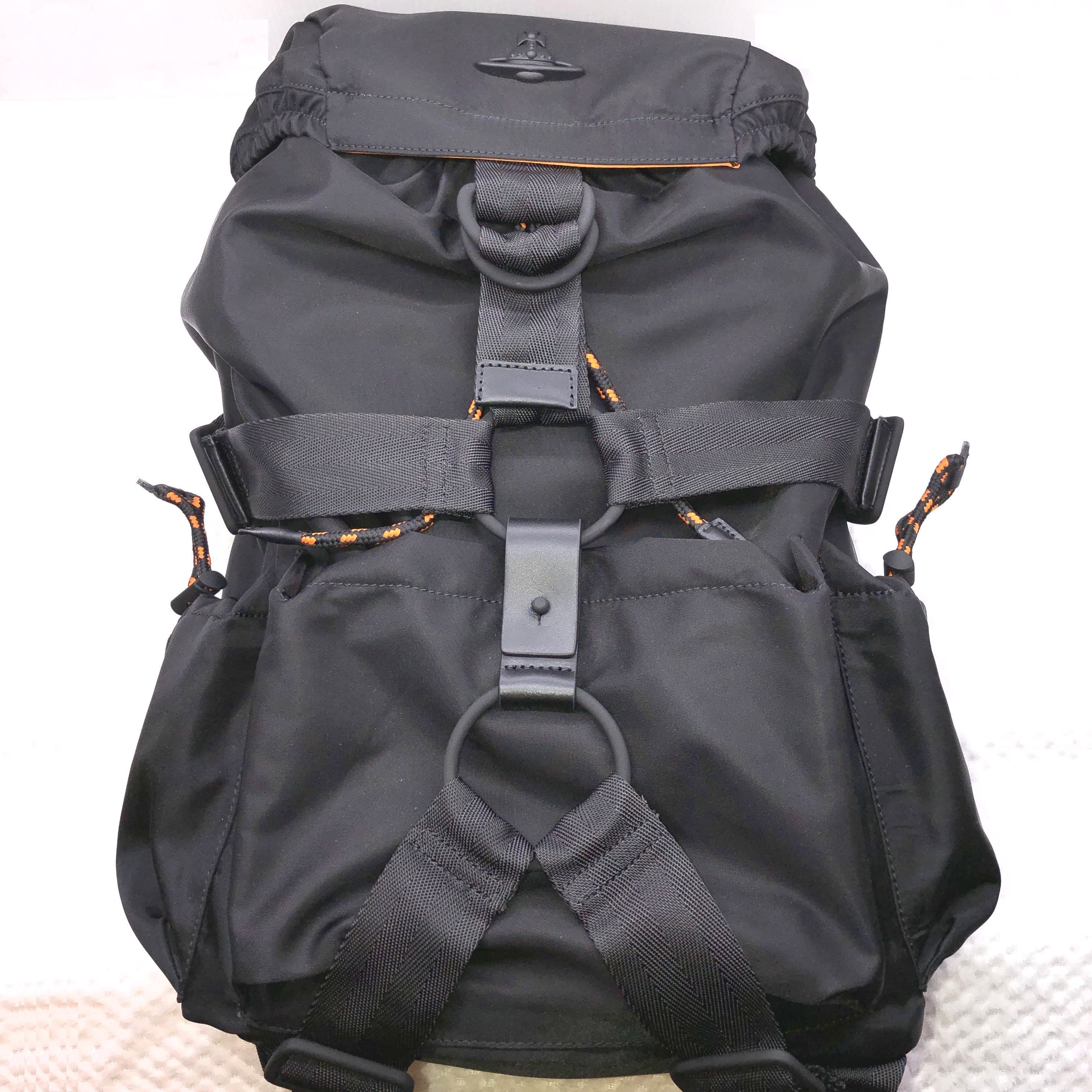 お歳暮 国内即発】Vivienne Westwood☆ ☆BLACK パラシュートリュック バッグ