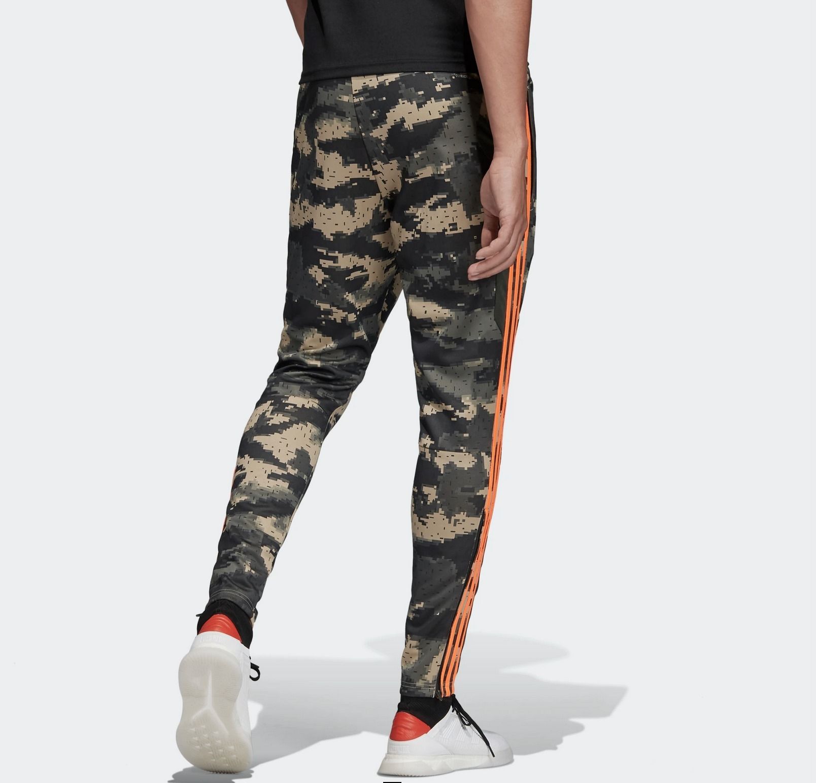 Adidas】話題の新モデル Tiro 19 スキニージャージ カモ (adidas
