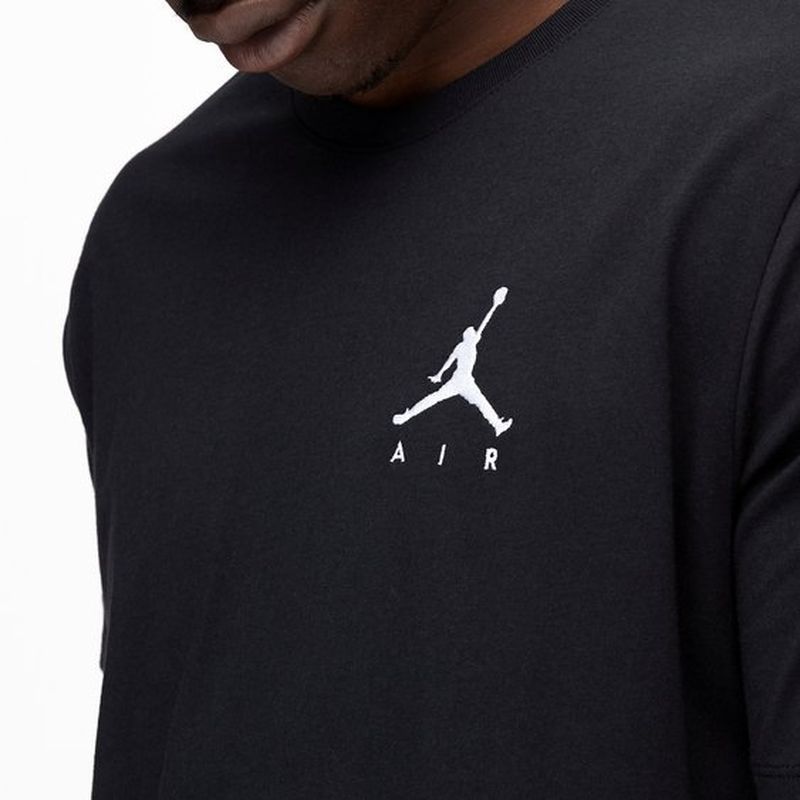 NIKE AIR JORDAN Jumpman エアジョーダン Tシャツ 半袖 刺繍 黒 NIKE AIR JORDAN Jumpman エアジョーダン Tシャツ 半袖 刺繍 黒