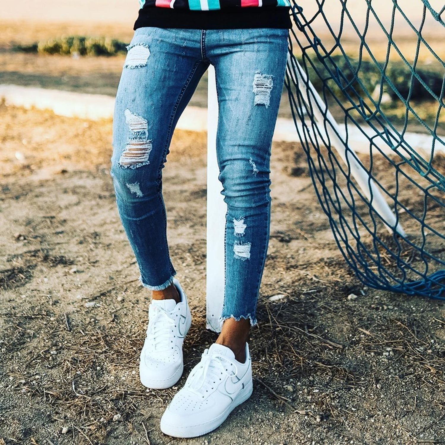 も 限界値下 Sinners Attire ダメージ ソフトスキニーjeans Sinners Attire デニム ジーパン Buyma
