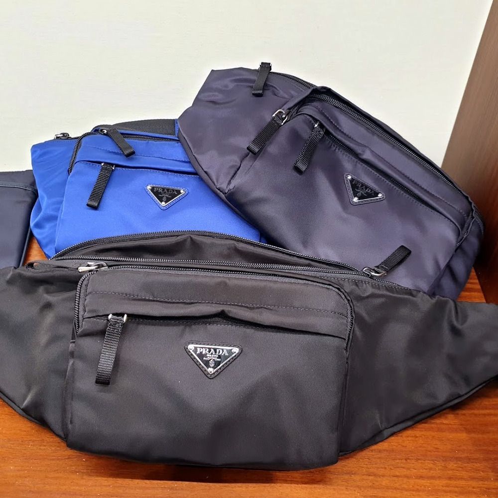 国内発送 PRADA☆大人気モデル!NYLON クロスボディバッグ (PRADA ...