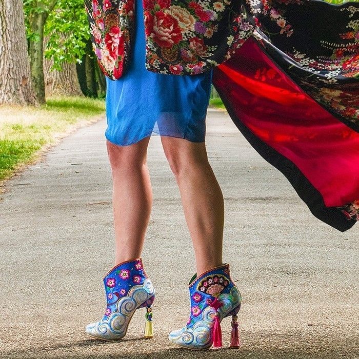 日本未入荷☆Disney+IrregularChoice☆ムーラン回転ヒールブーツ 日本未入荷☆Disney+IrregularChoice☆ムーラン回転ヒールブーツ