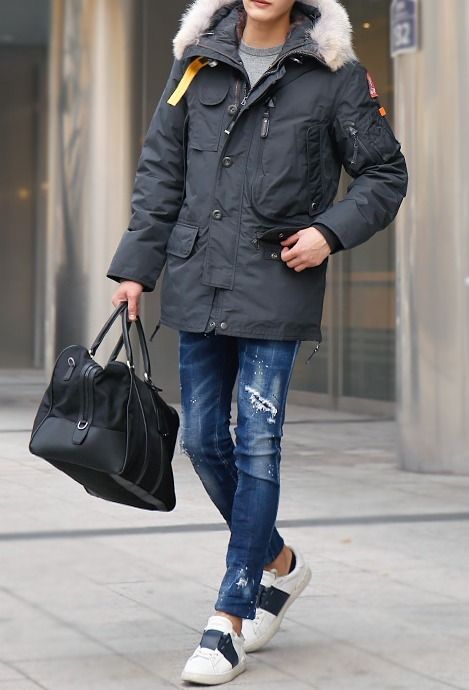 関税負担☆韓国の人気☆【DSQUARED2】☆WASHING SLIM JEAN☆ (D 関税負担☆韓国の人気☆【DSQUARED2】☆WASHING SLIM JEAN☆ (D