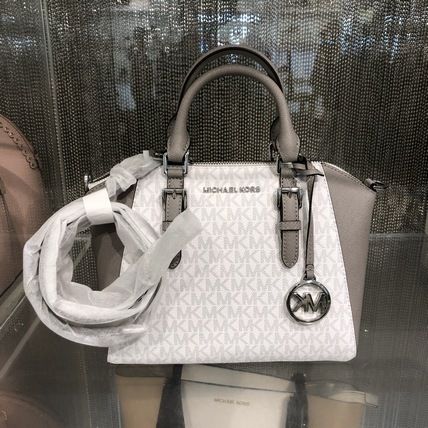 Michael Kors】人気☆CIARA MD MESSENGER 2way バッグ☆ (Michael Kors Michael Kors】人気☆CIARA MD MESSENGER 2way バッグ☆ (Michael Kors
