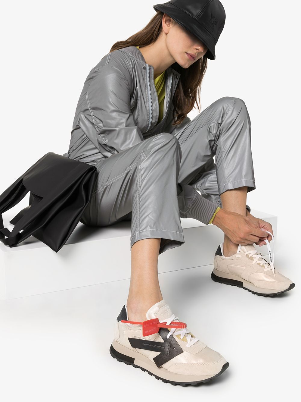 Off-White ⇒ HG RUNNER SNEAKERS アロースニーカー ECRU BLACK (Off Off-White ⇒ HG RUNNER SNEAKERS アロースニーカー ECRU BLACK (Off