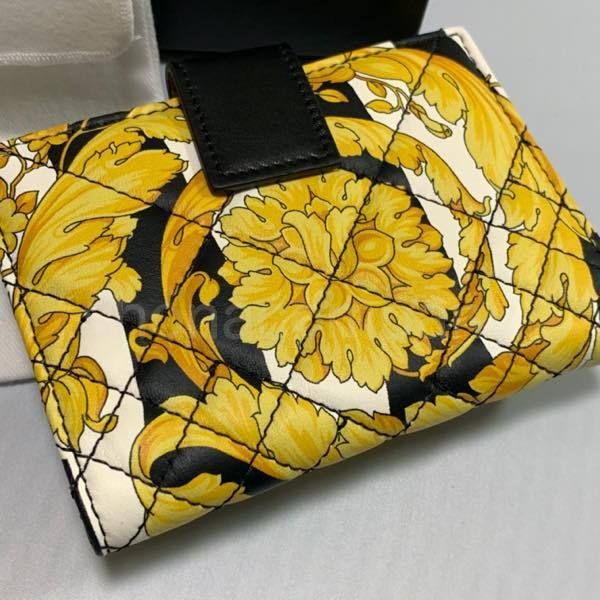 関税込】VERSACE ヴェルサーチェ◇メデューサ 折りたたみ財布 (VERSACE ...