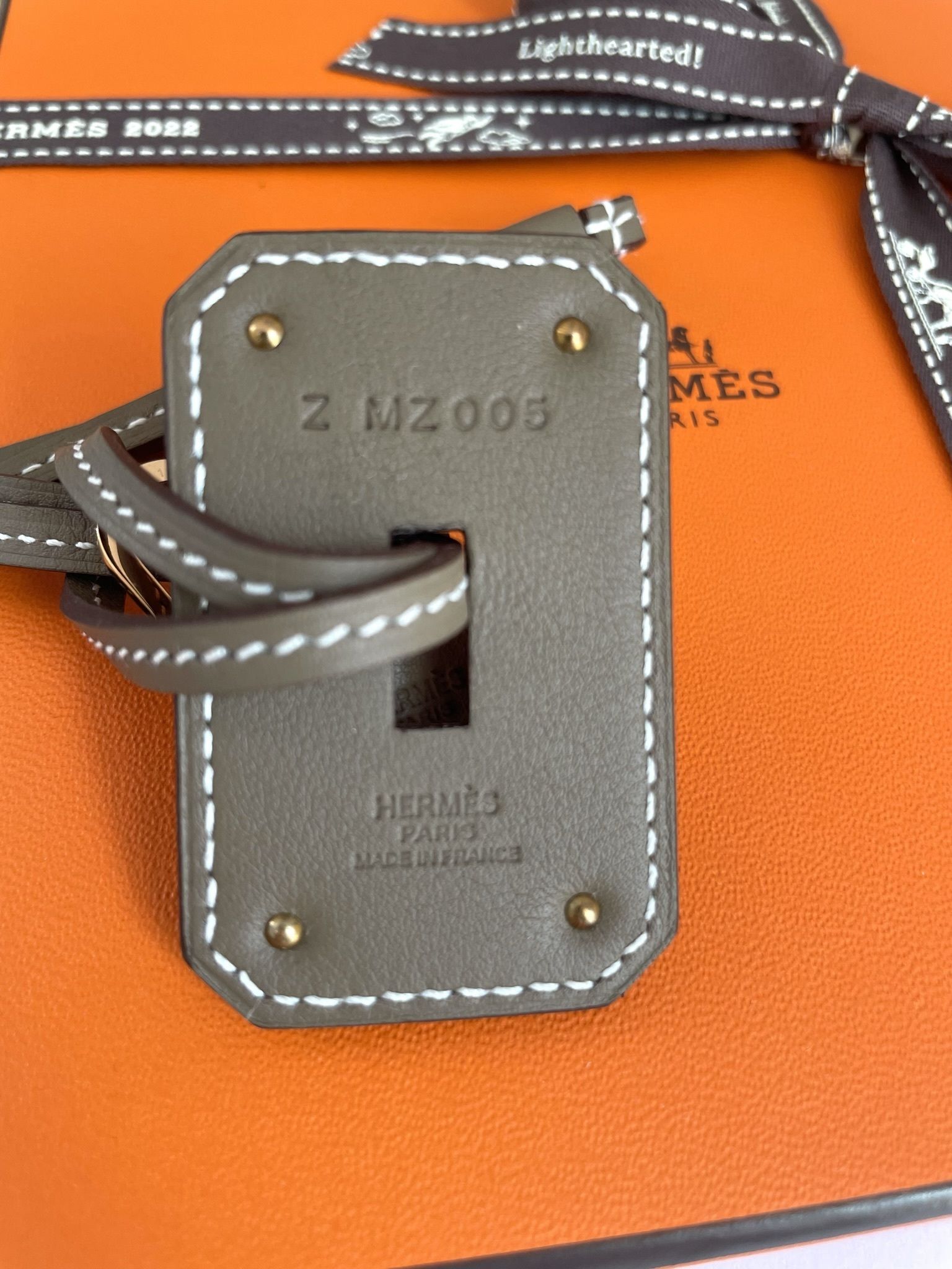 【HERMES】★Pendentif O'Kelly, grand modele ネックレス HERMES Swift Large O'Kelly Pendant Necklace Black 885838