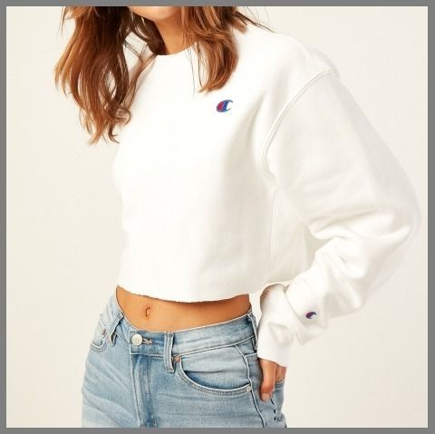 ボリューム袖がかわいい☆【Champion】クロップド スウェット ボリューム袖がかわいい☆【Champion】クロップド スウェット