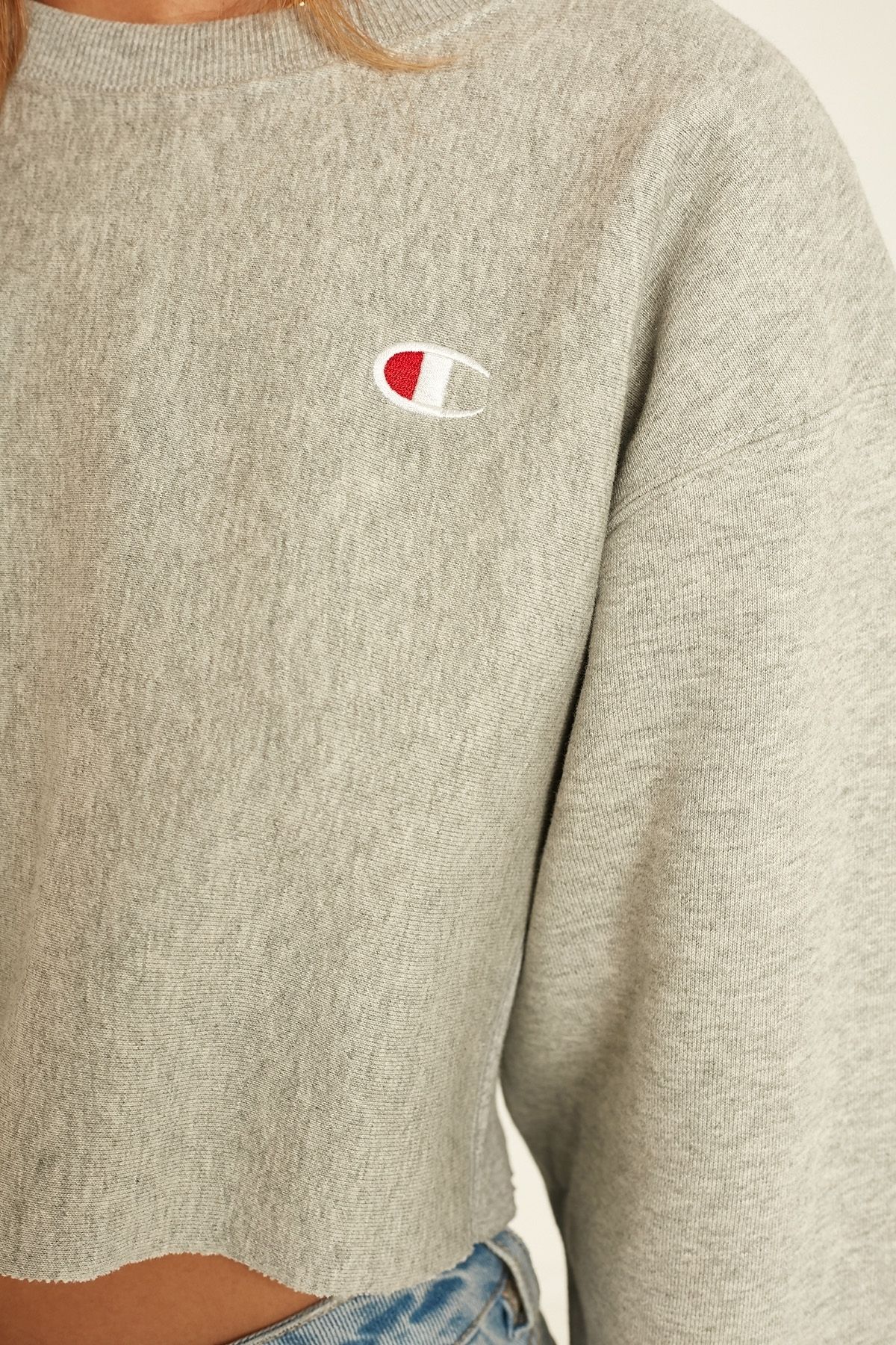 ボリューム袖がかわいい☆【Champion】クロップド スウェット ボリューム袖がかわいい☆【Champion】クロップド スウェット