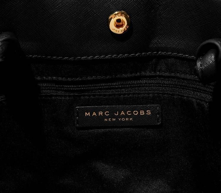 関税込/追跡付】2019 ☆MARC JACOBS☆ 人気のロゴレザートート (MARC 関税込/追跡付】2019 ☆MARC JACOBS☆ 人気のロゴレザートート (MARC