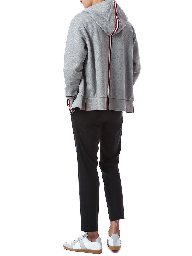 トムブラウン) ジップアップ パーカー MJT153A 03377 055 (THOM BROWNE トムブラウン) ジップアップ パーカー MJT153A 03377 055 (THOM BROWNE