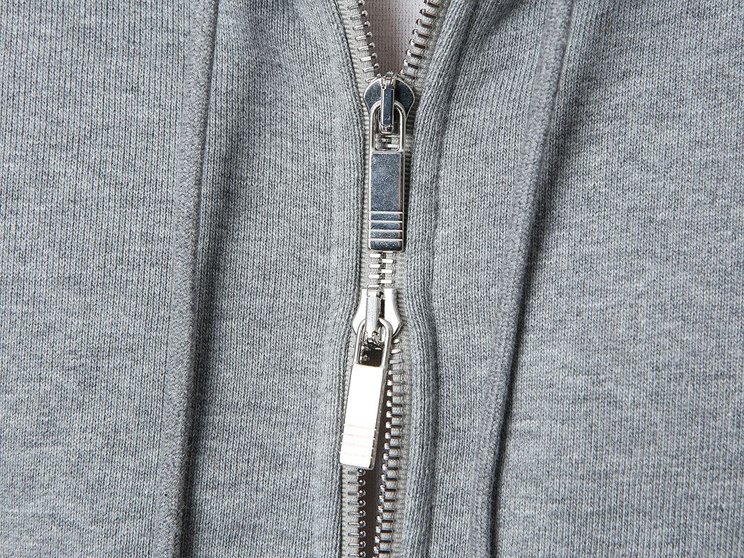 トムブラウン) ジップアップ パーカー MJT153A 03377 055 (THOM BROWNE トムブラウン) ジップアップ パーカー MJT153A 03377 055 (THOM BROWNE