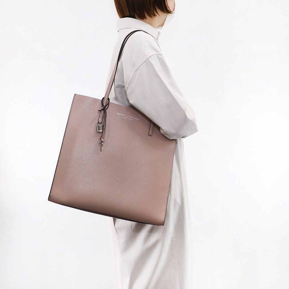即発】 MARC JACOBSトートバッグ M0015684 A4対応 (MARC JACOBS/トート ...