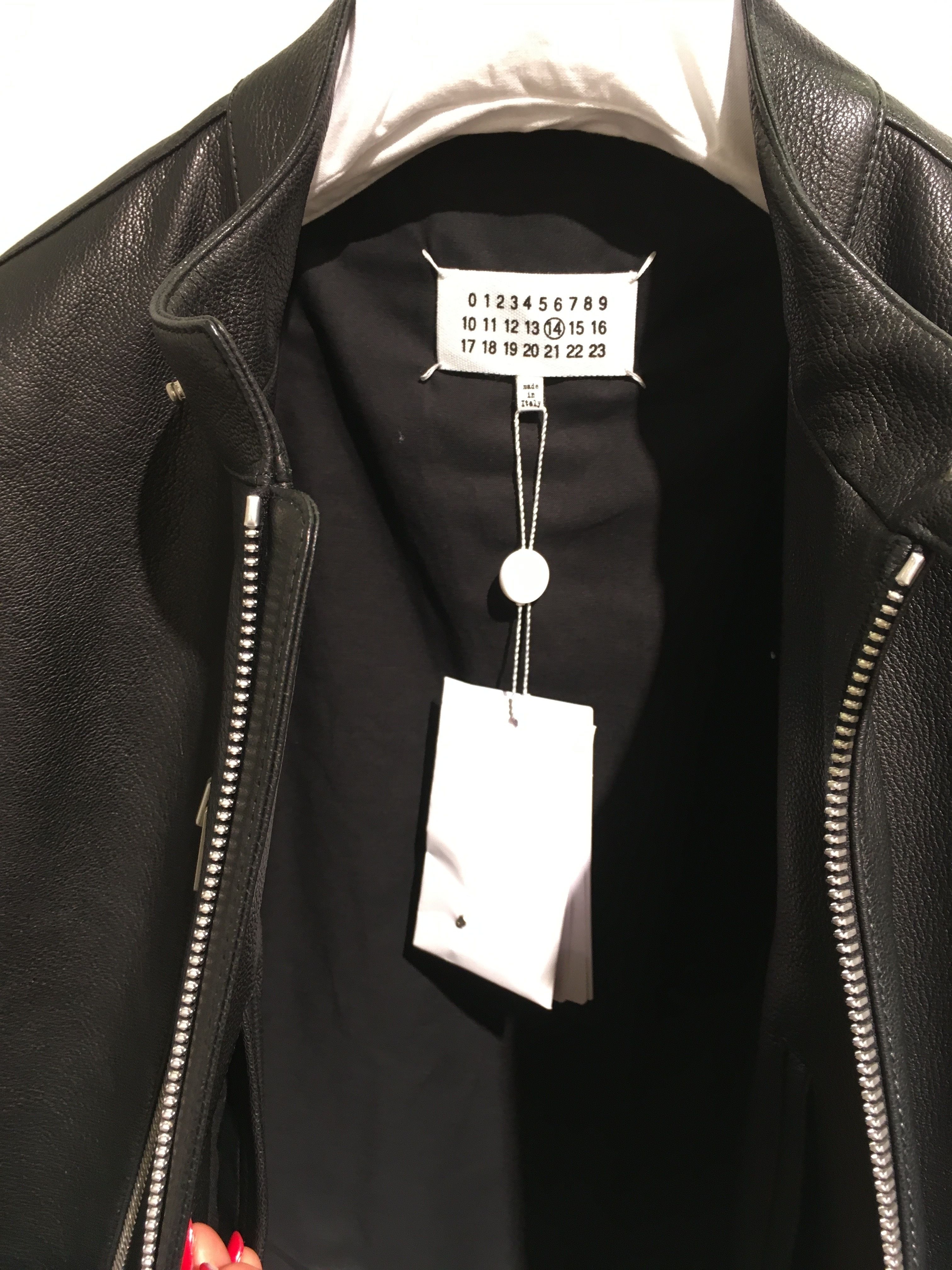 完売間近【MAISON MARGIELA】人気△八の字ライダースジャケット 完売間近【MAISON MARGIELA】人気△八の字ライダースジャケット